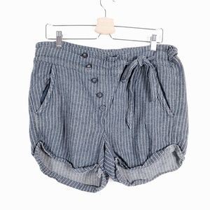 Free People Shorts - FREE PEOPLE Chambray Linen Blend Striped Shorts M Free People Shorts - FREE PEOPLE Chambray Linen Blend Striped Shorts M
